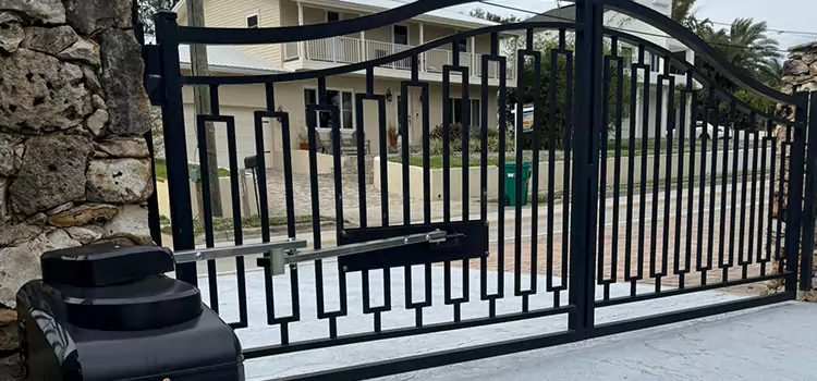 Swing Gate Opener with Keypad Carpentersville
