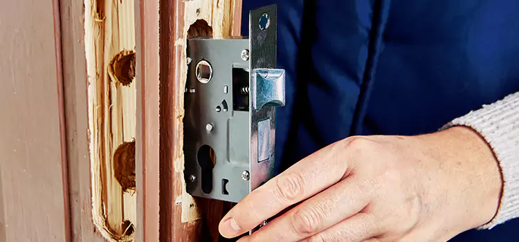Garage Door Lock Replacement Carpentersville
